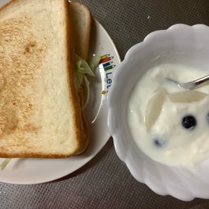 朝食プレート☆ゆで卵のホットサンド